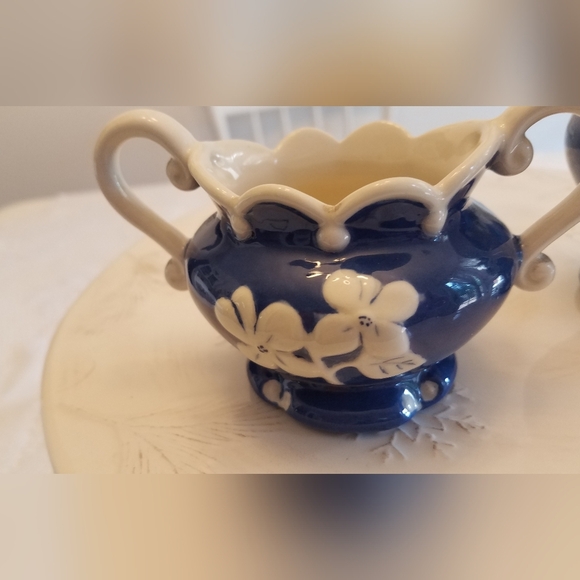 Set of 2 Beautiful Glazed  Ceramic Creamer Sugar Set Blue Floral - Picture 7 of 16